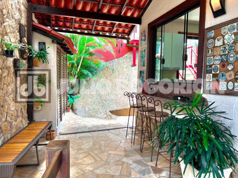 WhatsApp Image 2024-05-03 at 1 - 10