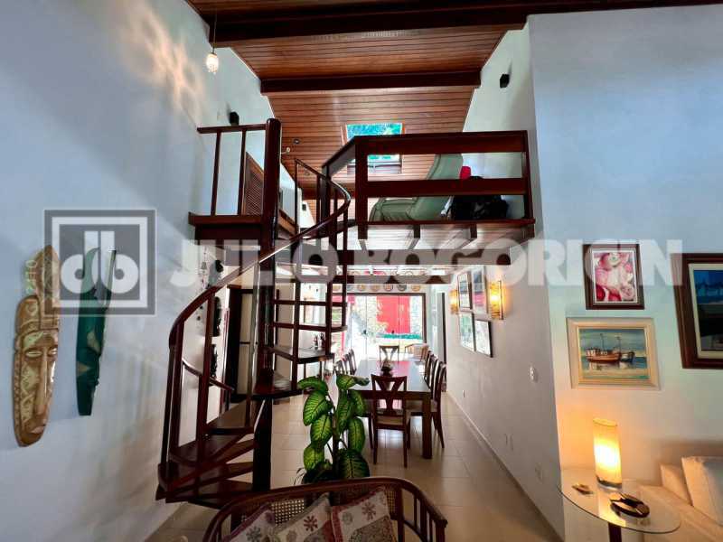 WhatsApp Image 2024-05-03 at 1 - 19