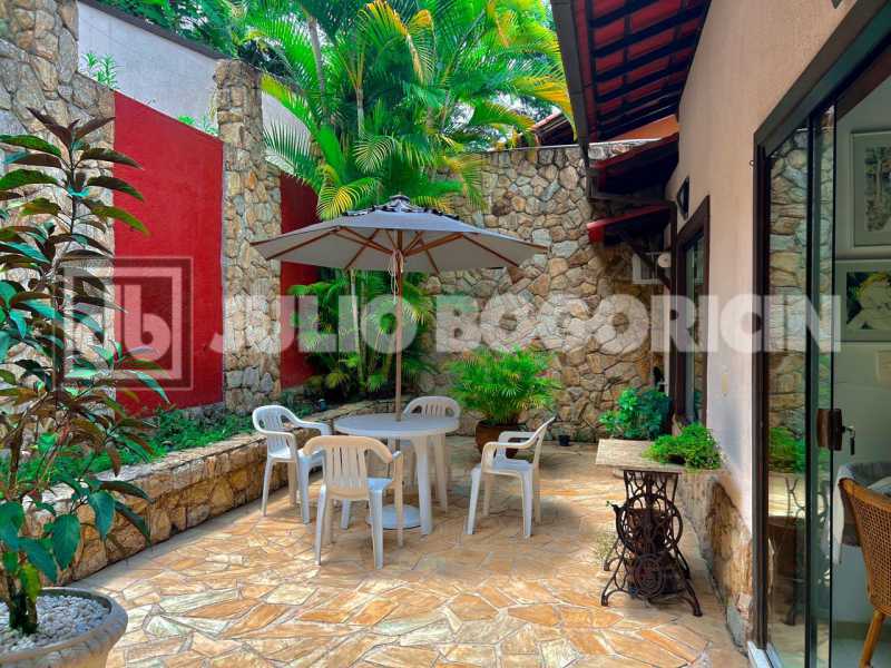 WhatsApp Image 2024-05-03 at 1 - 25