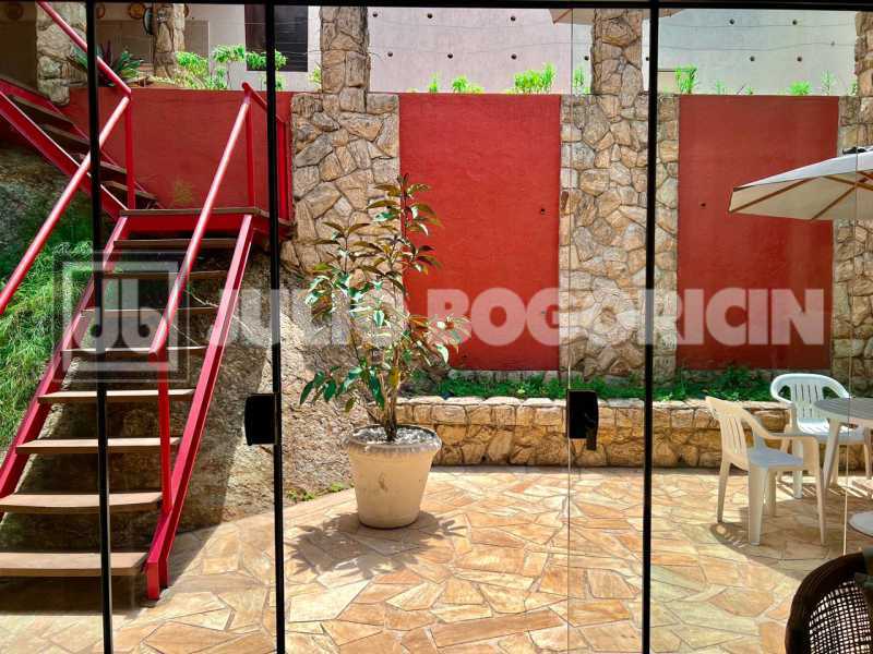 WhatsApp Image 2024-05-03 at 1 - 26