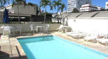 Imperdível - Laranjeiras - Excelente prédio com infra de lazer - Lindo apartamento - Pronto para morar - Vista deslumbrante - Living - Varanda - 4 quartos sendo 1 suíte com closet - 2 vagas escrituradas. - JBF41975