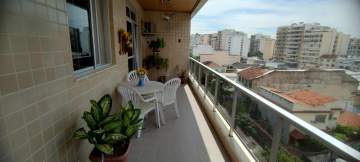 Imperdível - Lindíssimo apartamento, 3 quartos (suíte), dependências completas, 2 vagas de garagem escrituradas e demarcadas, integração Metrô Uruguai. - JBT304939