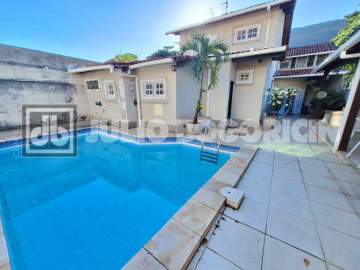 Casa 5 quartos à venda São Francisco, Niterói - R$ 1.300.000 - JBIC65883