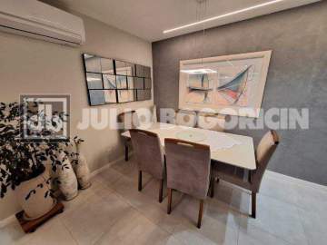Apartamento - / Residencial / Freguesia (Jacarepaguá) - JBJ36582