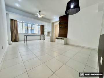 Ótima localização - Apartamento a venda de três quartos suíte vaga no Leblon - JBL34756