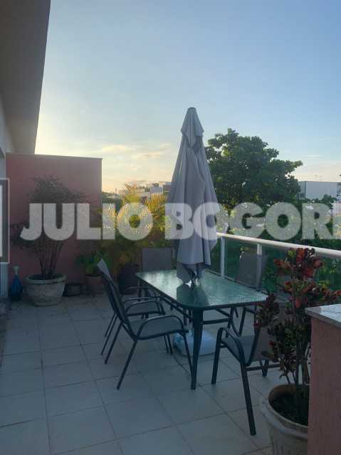 99052635-a04c-4a0b-8bbc-399827 - 22