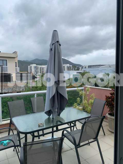 aeffd209-29eb-438b-99ca-f5b82a - 23