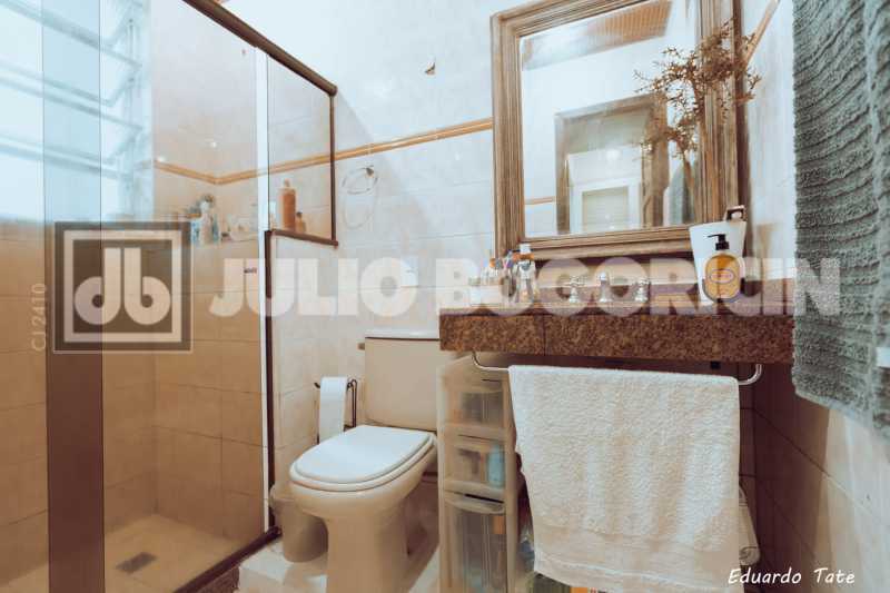 WhatsApp Image 2025-11-04 at 1 - 24