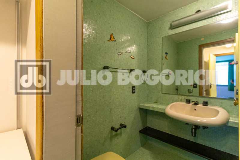 3605e2d1-c4bd-4d3f-bac5-42fbd4 - 16