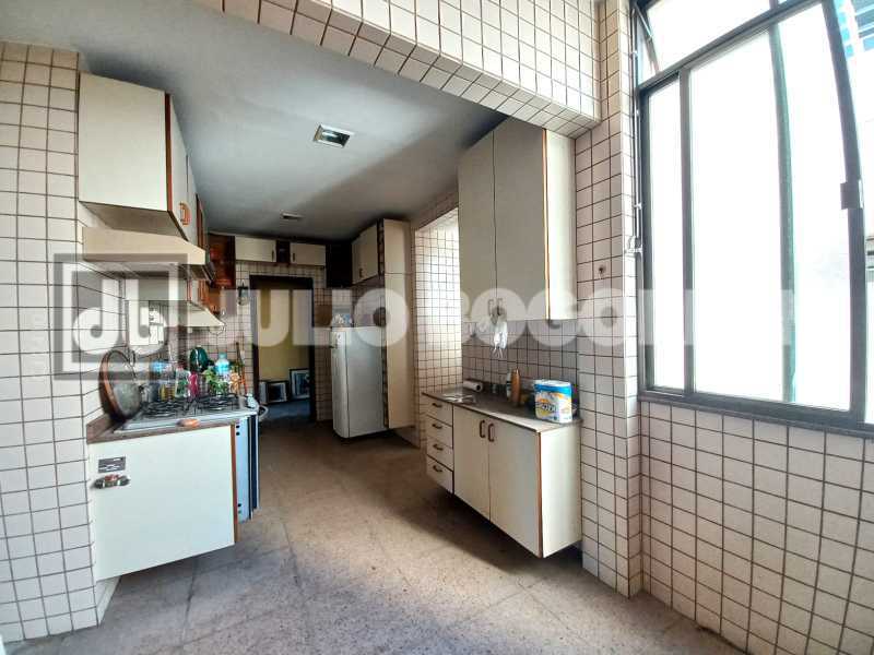 101d993a-cfc3-4ad4-816c-0a260c - 16