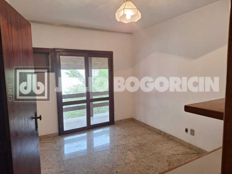 CASA 4 MILHÕES 8 - 24