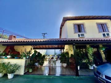 Imperdível - Casa Duplex em vila-Varanda- Sala -3 quartos-1 suíte-1 vaga. área lazer com excelente piscina e churrasqueira. - JBJ601466