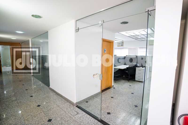 Conjunto de salas Rua da Quita - 18