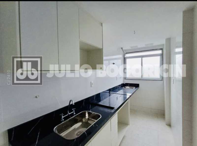 image-14-12-24-06-29-1. - 13