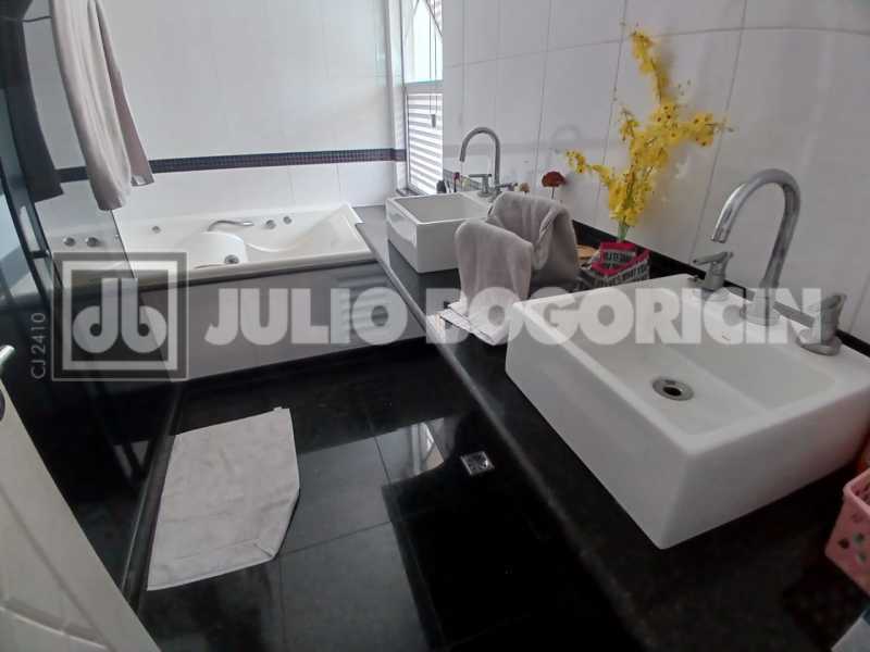 3dd044d6-d2ff-45fe-acc9-06c38c - 23