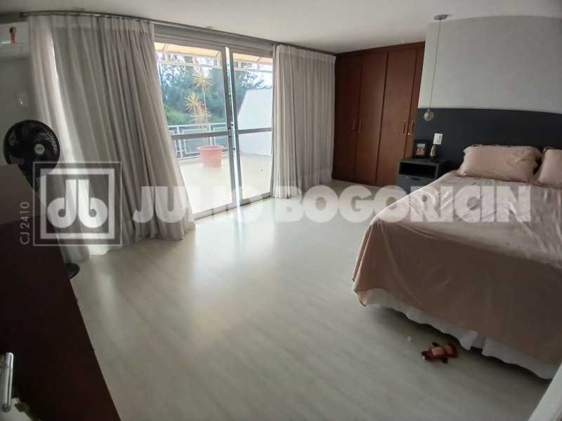 c9a6887e-1323-4b54-a99e-a273a8 - 15