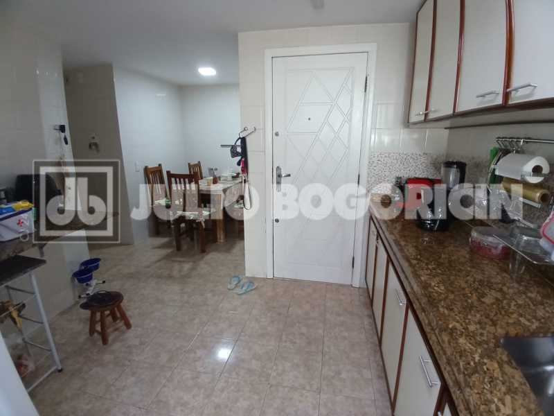 e7566d99-4ed7-422f-8298-8a2144 - 21