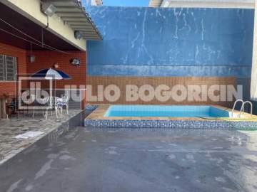Ilha do Governador - Jardim Guanabara - VENDA - Casa Condomínio - Duplex - 4 Quartos (Suíte) - Varanda - Dependências - 7 Vagas de Garagem - Julio Bogoricin - JBI61332