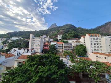 Apto duplex com vista Cristo e Pão de Açucar,varanda,vaga e perto do metrô Flamengo. - JBF37513