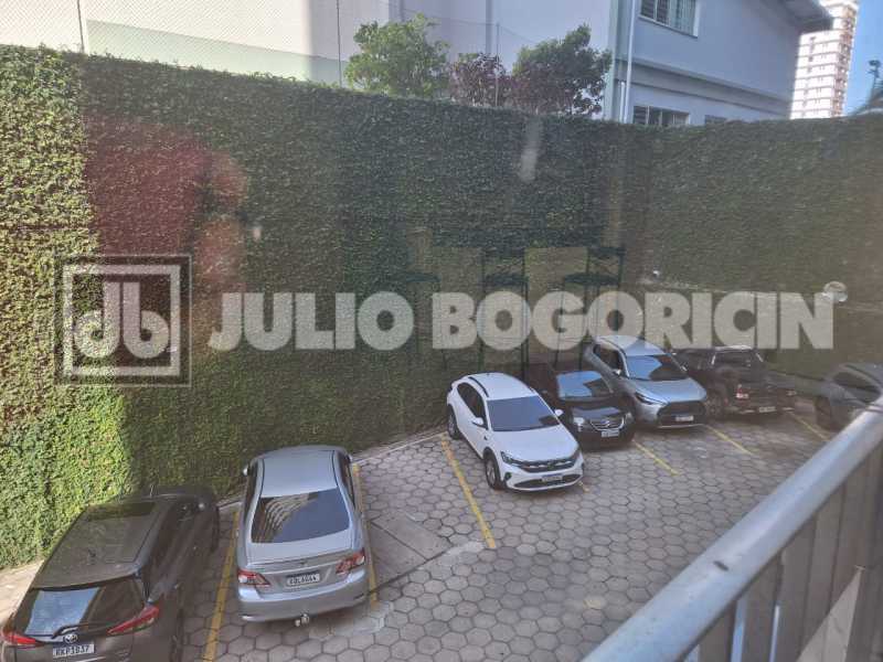 da4d1555-5719-4867-abb2-97141a - 12