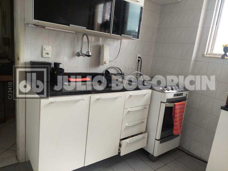 640b1f64-40db-4a09-b16b-21d788 - 13