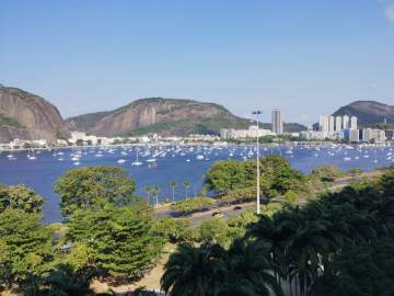 FLAMENGO - RUI BARBOSA VISTA MARAVILHOSA PRAIA DO FLAMENGO E ENSEADA DE BOTAFOGO APARTAMENTO ORIGINAL 4 QUARTOS LAVABO SALÃO E SALA DE JANTAR SUÍTE VISTA MORRO DA VIÚVA E CRISTO GARAGEM - JBF41991