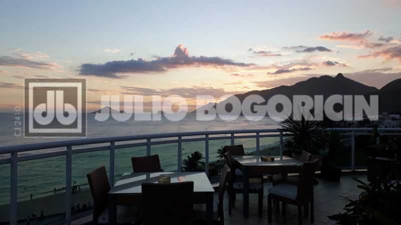 0b5ab7cc-eb94-430a-9c7f-f5bbf3 - 18