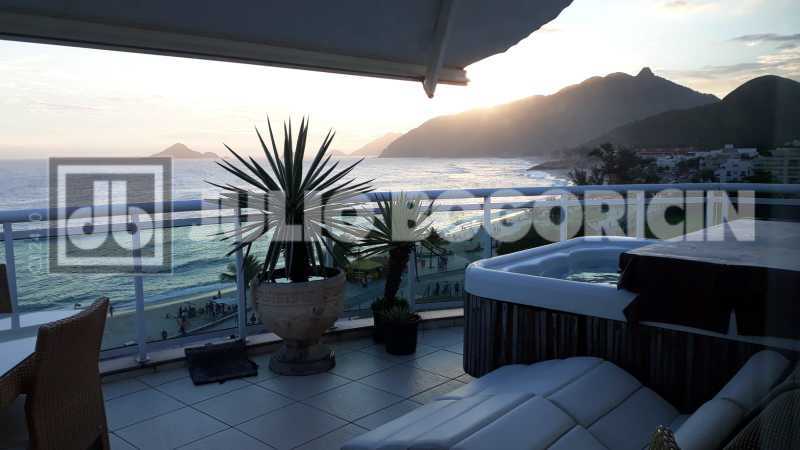 09ad39e5-8d46-49eb-b4d5-15ab32 - 5