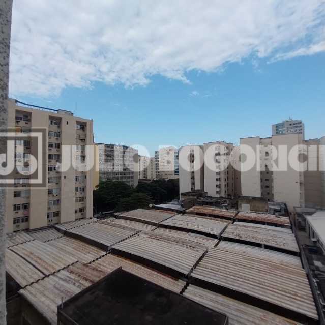 ccf33f99-357e-4b01-8066-8ae48e - 30
