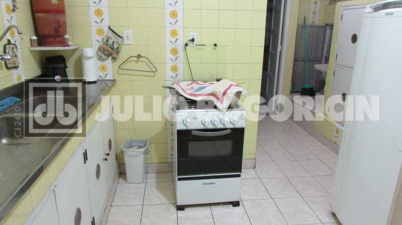 Conheça 29 do imóvel - Apartamento à Venda em Copacabana 2 Quartos frente Vista Livre. Segunda Quadra da Praia. Juntinho Metro. Entrega imediata! - JBC29589 - 29 29 - 29