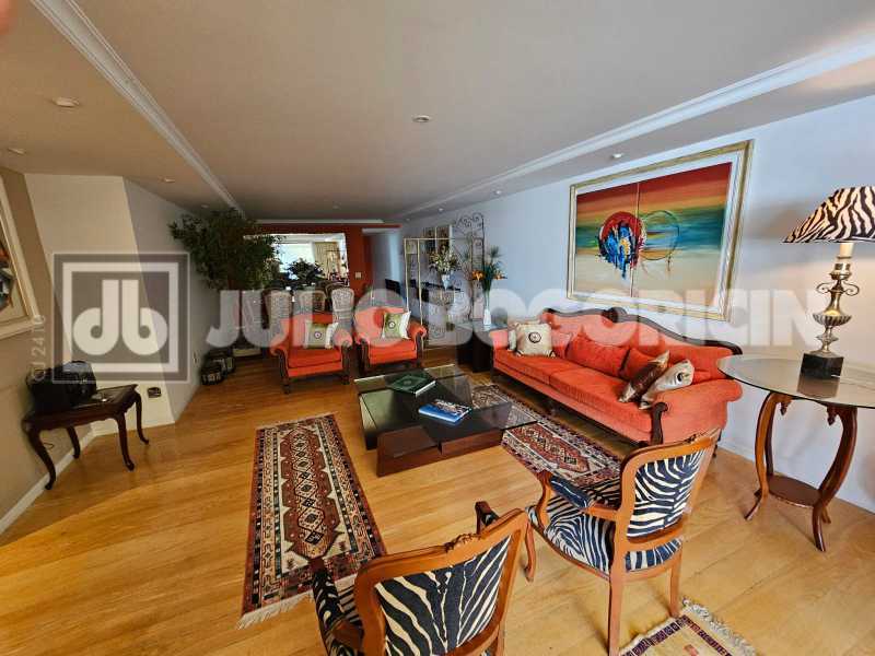 Conheça 2 Sala de estar 1. do imóvel - LUXO - MAR -LINEAR - 4 QUARTOS - 2 SUÍTES - 3 VAGAS - JBB56361 - 2 2 Sala de estar 1. - 2