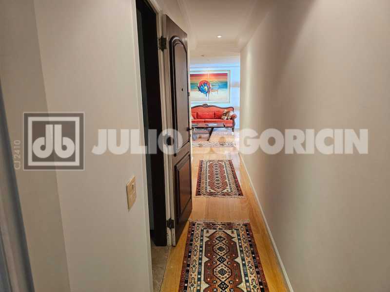 Conheça 3.1 Circulação. do imóvel - LUXO - MAR -LINEAR - 4 QUARTOS - 2 SUÍTES - 3 VAGAS - JBB56361 - 5 3.1 Circulação. - 5