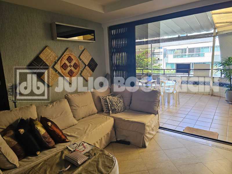 Conheça 8 Sala. do imóvel - LUXO - MAR -LINEAR - 4 QUARTOS - 2 SUÍTES - 3 VAGAS - JBB56361 - 10 8 Sala. - 10