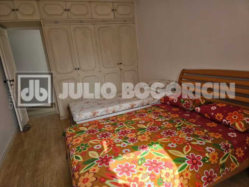 Conheça 20 Quarto 2. do imóvel - LUXO - MAR -LINEAR - 4 QUARTOS - 2 SUÍTES - 3 VAGAS - JBB56361 - 22 20 Quarto 2. - 22