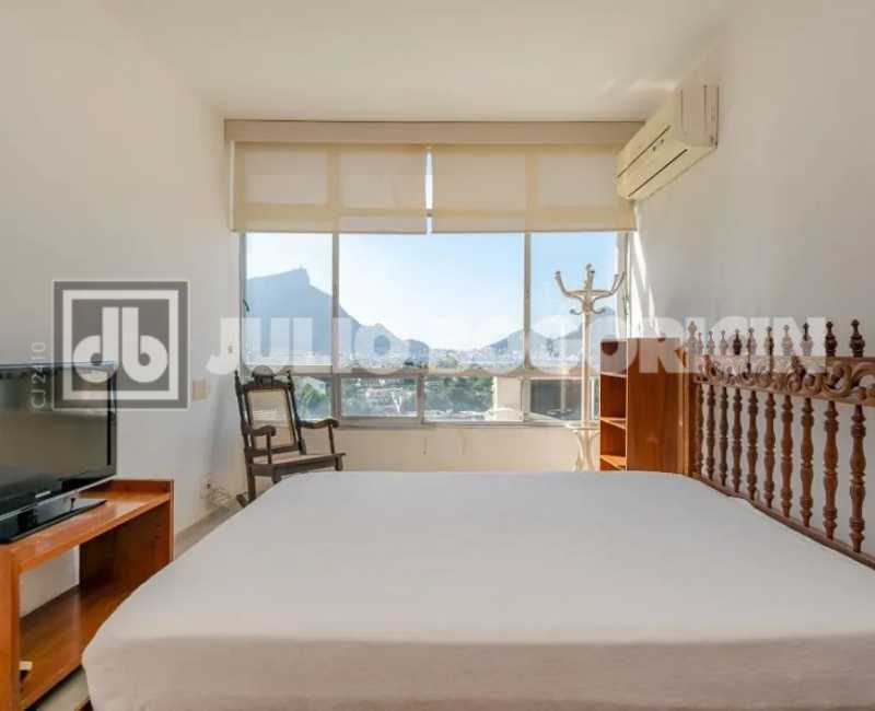 33 - Apartamento a venda no Le - 29