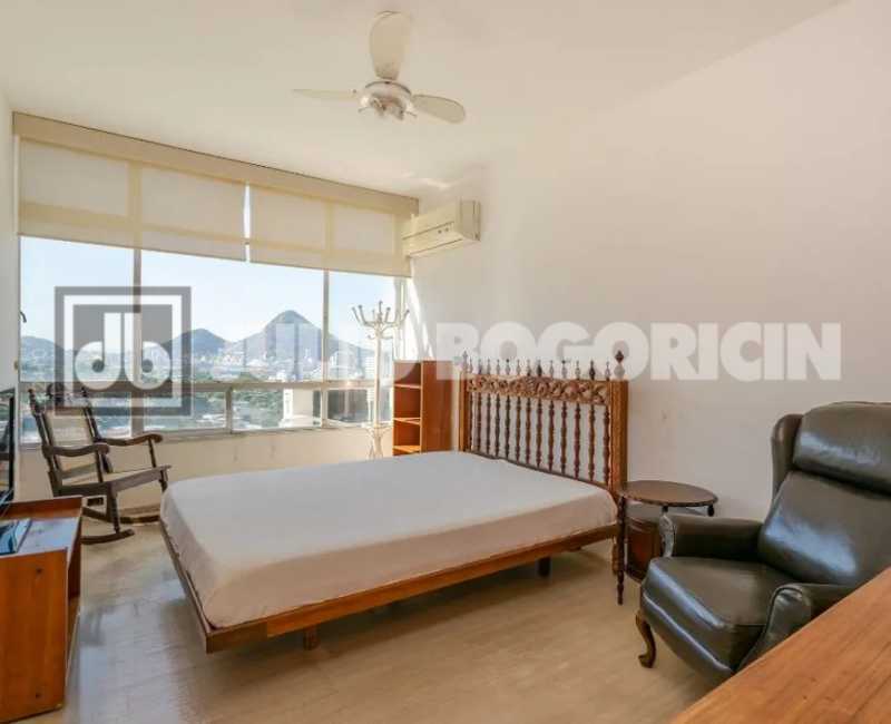 34 - Apartamento a venda no Le - 30