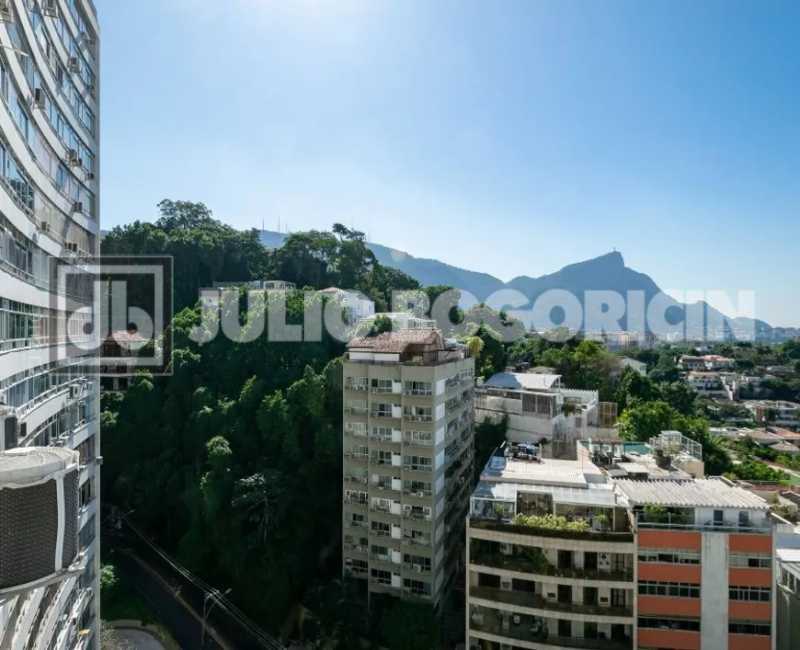 37 - Apartamento a venda no Le - 32