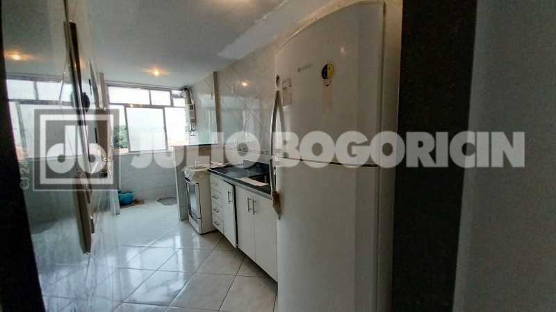 247eb09a-7fec-4a27-b995-06ad35 - 18