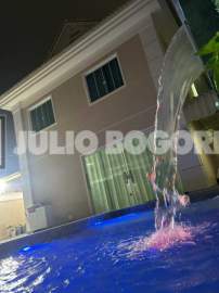 Imperdível - Casa Triplex Alto Padrão com 240m² a Venda no Recreio dos Bandeirantes - JBRB695340