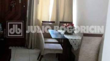 Ótima localização - Apartamento Para Venda-Taquara-Merck-2 Quartos-Varanda-Sol Manhã - JBJ203579