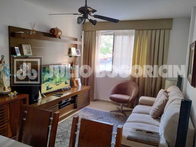 Sala b - 2