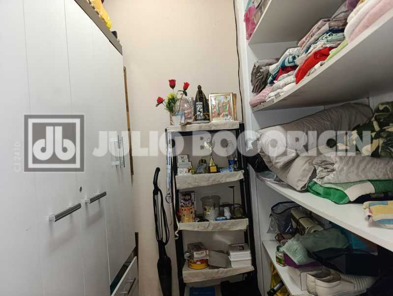 20 CLOSET SUÍTE. - 20