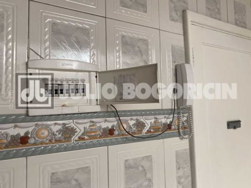 Conheça 26jardimguanabarailhadogoverna do imóvel - Ilha do Governador - Jardim Guanabara - VENDA - Apartamento - 2 Quartos - Lavabo - Vaga de Garagem - Julio Bogoricin - JBI29727 - 26 26jardimguanabarailhadogoverna - 26