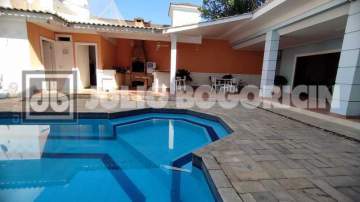 Ilha do Governador - Jardim Carioca - VENDA - Casa - Condomínio - Duplex - 4 Quartos (2 Suítes) - Closet - Dependências - 2 Vagas de Garagem - Julio Bogoricin - JBI61372