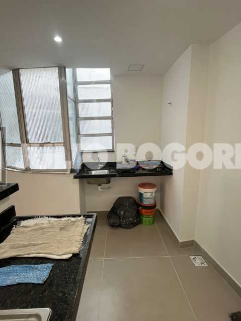 Conheça 22 do imóvel - Uruguai 2 quartos reformado silencioso portaria andar alto - JBT206825 - 22 22 - 22