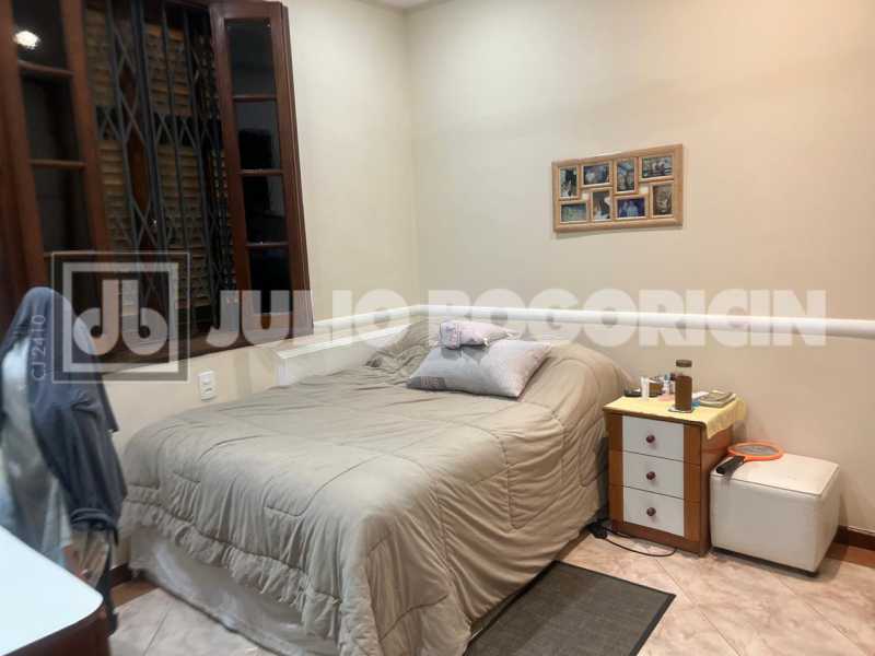 quarto 3. - 24