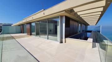Imperdível - Maravilhoso apartamento no condominio Hyatt na Praia da Barra da Tijuca - JBB144839