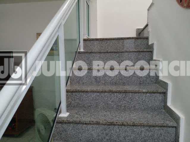 WhatsApp Image 2025-05-27 at 0 - 13