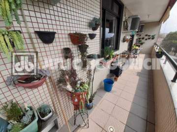 Ilha do Governador - Moneró - VENDA - Apartamento - Sala - 2 Quartos - Varanda - Elevador - Vaga de Garagem - Julio Bogoricin - JBI29759