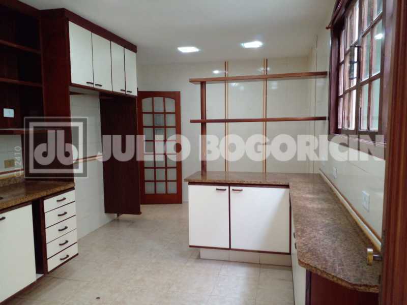 WhatsApp Image 2025-11-07 at 1 - 13